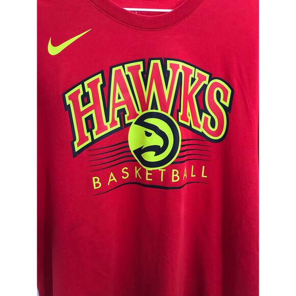The Nike Tee Atlanta Hawks Red Dri-Fit Short Sleeve T-Shirt L - Picture 3 of 8